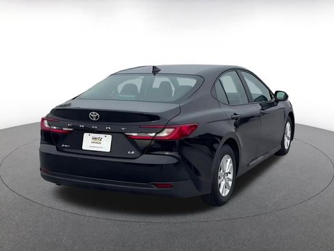 Used 2025 Toyota Camry LE image 14