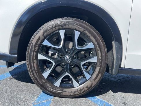 Used 2026 Honda HR-V EX-L image 11