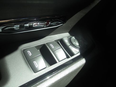 Used 2023 GMC Sierra 1500 AT4X AWD/4WD image 32