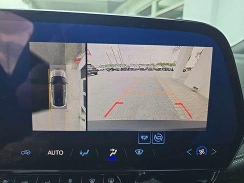 Certified 2025 Chevrolet Blazer EV LT FWD image 19