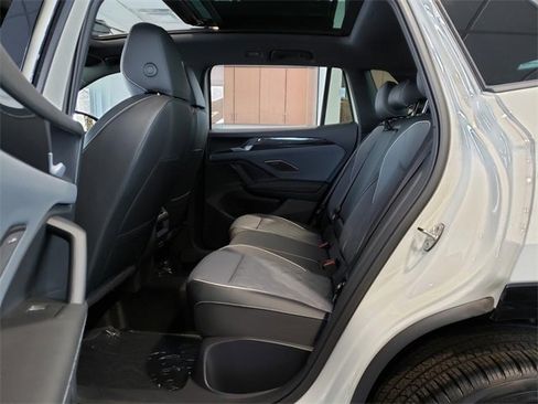 New 2026 Volkswagen Tiguan SEL R-Line image 7