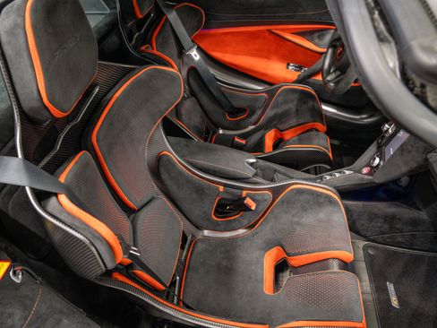 Used 2021 McLaren 765LT image 22
