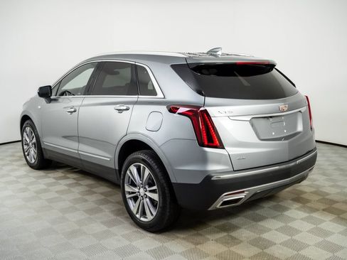 Used 2023 Cadillac XT5 Premium Luxury image 3