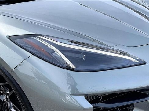 Used 2023 Chevrolet Corvette Z06 w/ Z07 Performance Package image 31