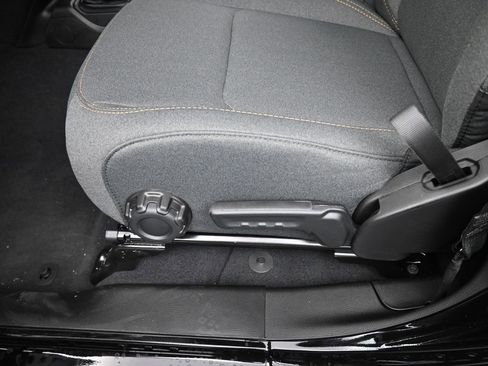 New 2026 Jeep Gladiator Willys image 13