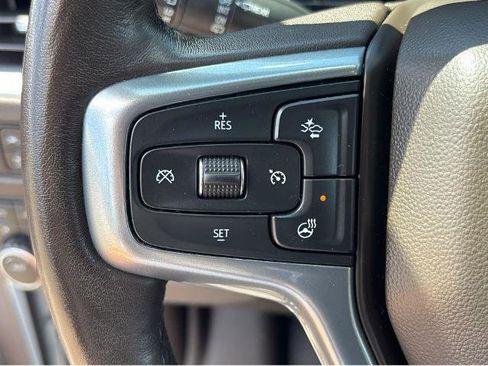 Used 2022 Chevrolet Tahoe LT w/ LT Signature Package AWD/4WD image 25
