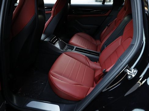New 2026 Porsche Panamera 4 image 27
