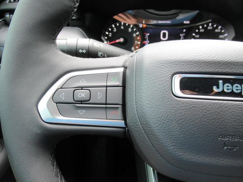 New 2026 Jeep Compass Latitude AWD/4WD image 24