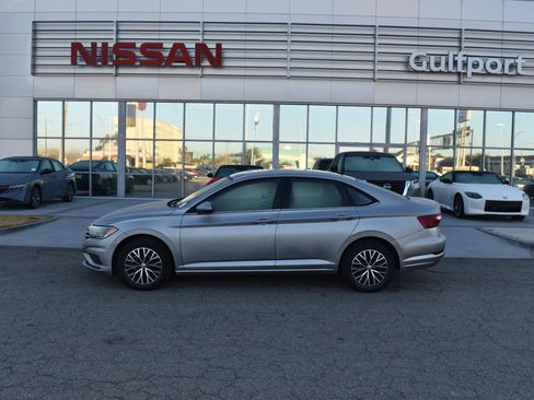 Used 2021 Volkswagen Jetta S w/ Driver Assistance Package image 3