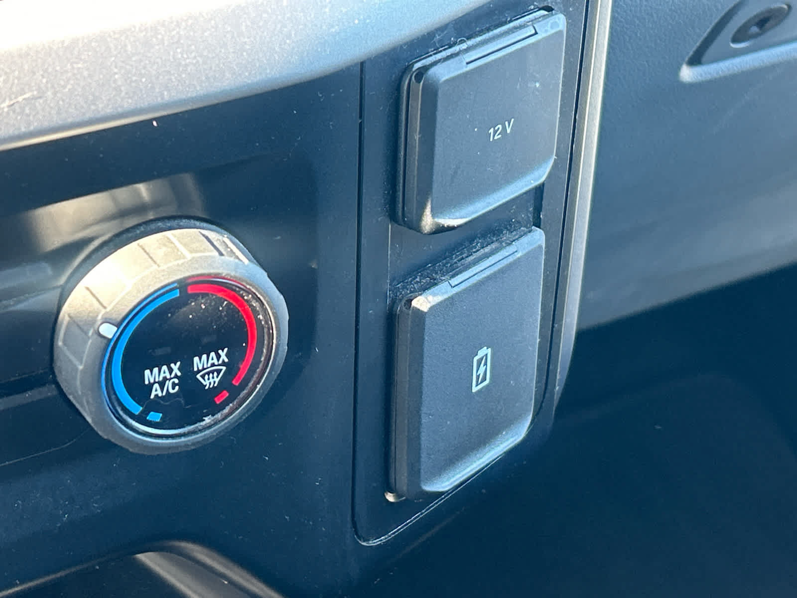 Used 2023 Ford F150 XLT AWD/4WD image 44