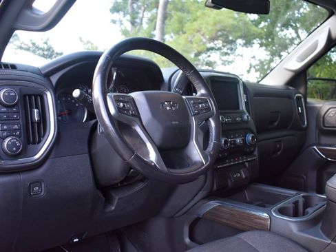 Used 2021 Chevrolet Silverado 1500 RST AWD/4WD image 13