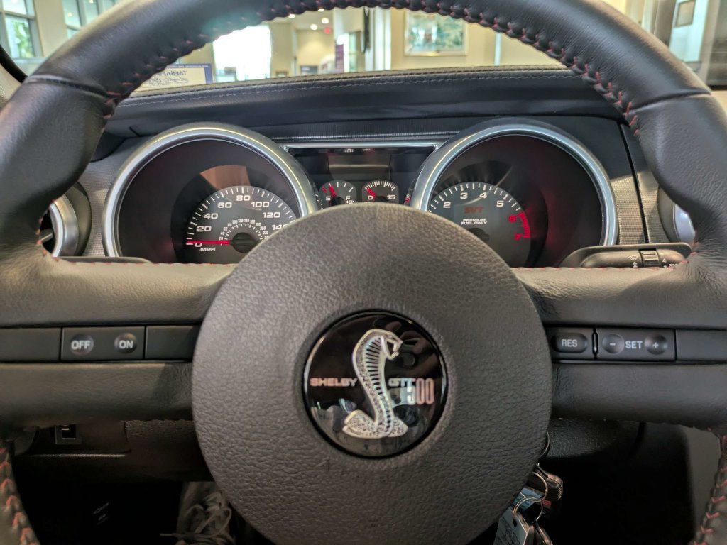 Used 2009 Ford Mustang Shelby GT500 RWD image 27