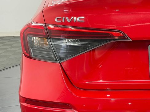 Used 2024 Honda Civic Touring image 13
