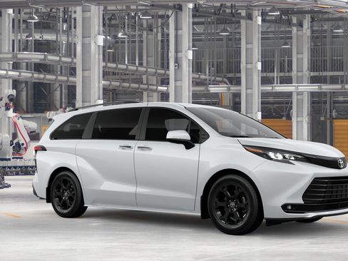New 2026 Toyota Sienna XLE Woodland Edition AWD/4WD image 14