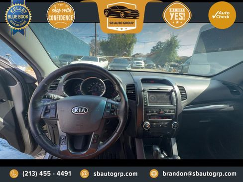 Used 2011 Kia Sorento EX w/ Premium Pkg AWD/4WD image 10