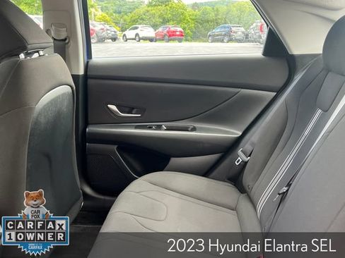 Used 2023 Hyundai Elantra SEL FWD image 19
