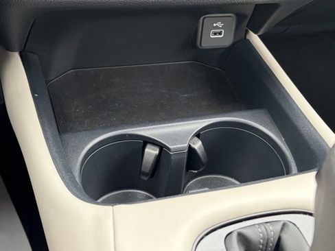 Certified 2023 Honda HR-V LX image 22