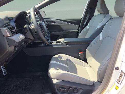Certified 2026 Toyota Camry SE FWD image 27