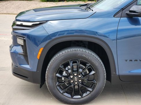 New 2026 Chevrolet Traverse LT w/ Midnight/Sport Edition FWD image 10