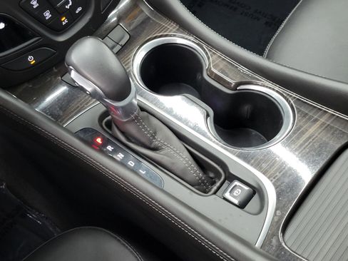 Used 2019 Buick Envision Essence image 20