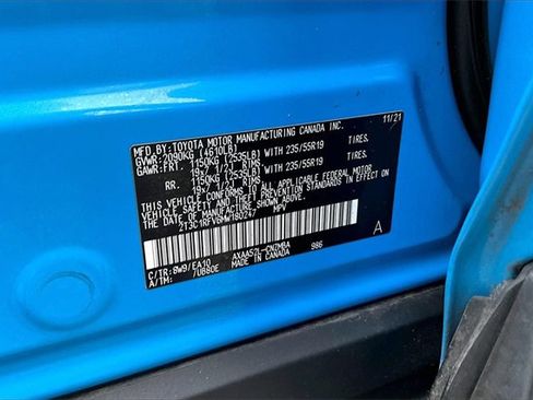 Used 2021 Toyota RAV4 XLE Premium image 16