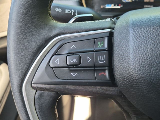Used 2023 Jeep Grand Cherokee L Limited w/ Luxury Tech Group II AWD/4WD image 15