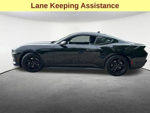 Used 2026 Ford Mustang Premium RWD image 5