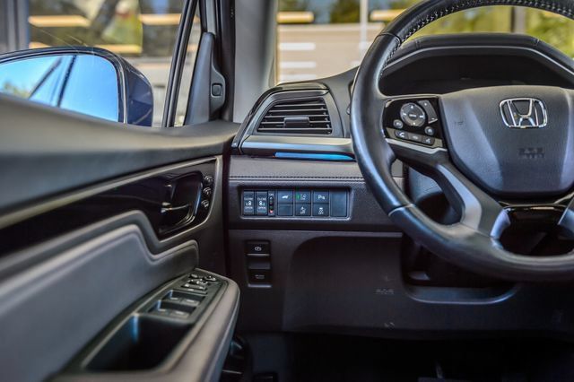 Used 2020 Honda Odyssey Elite image 40