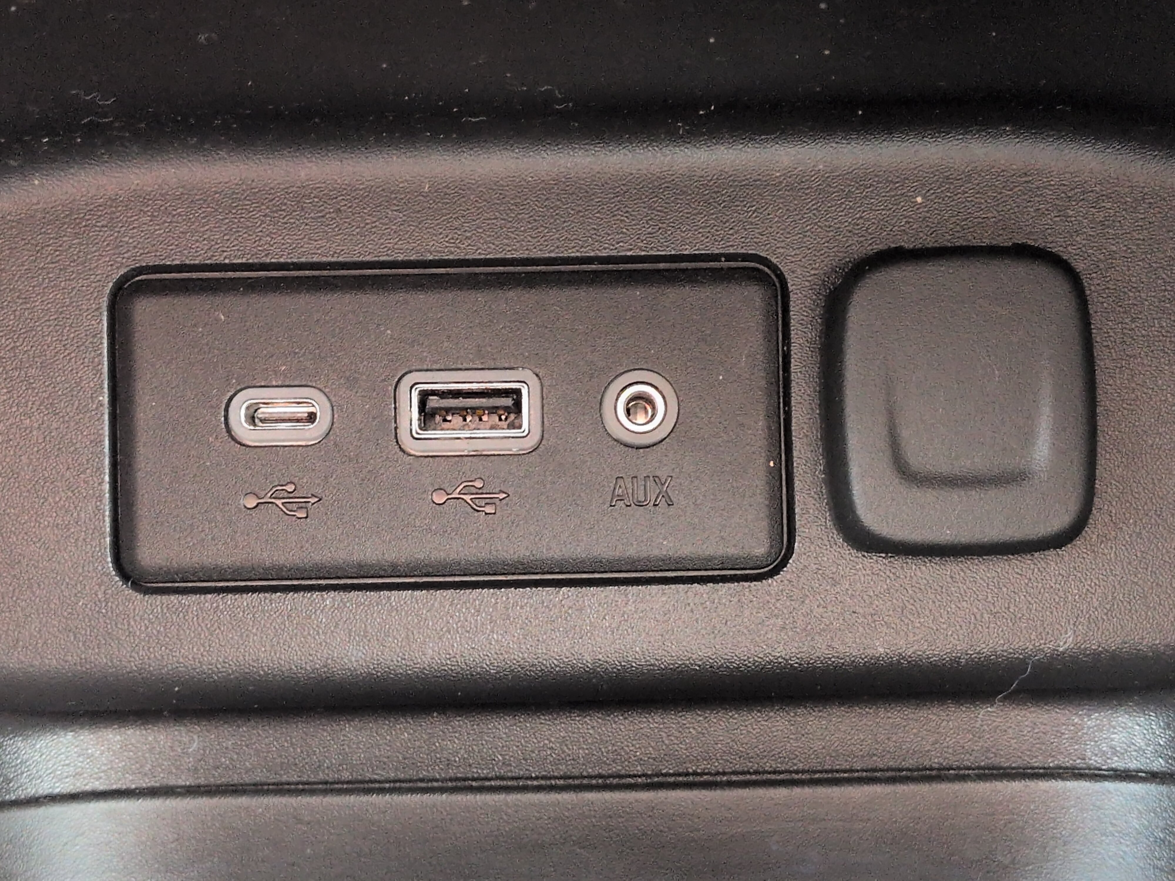Used 2019 Chevrolet Equinox LT FWD image 19