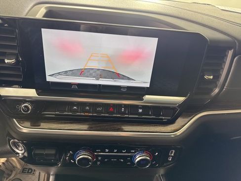 Used 2022 GMC Sierra 1500 Elevation w/ LPO, Elevation Black Package image 34