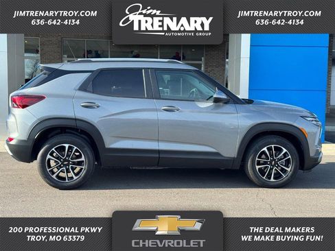 New 2026 Chevrolet TrailBlazer LT FWD image 1
