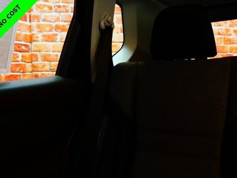 Used 2022 Nissan Rogue SV image 54