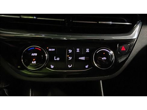 Certified 2025 Buick Envista Sport Touring w/ Convenience I Package FWD image 14