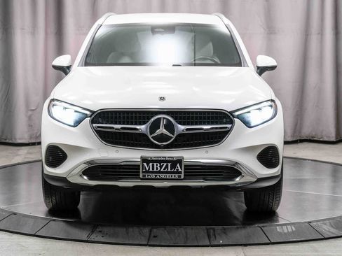 Certified 2025 Mercedes-Benz GLC 300 image 6