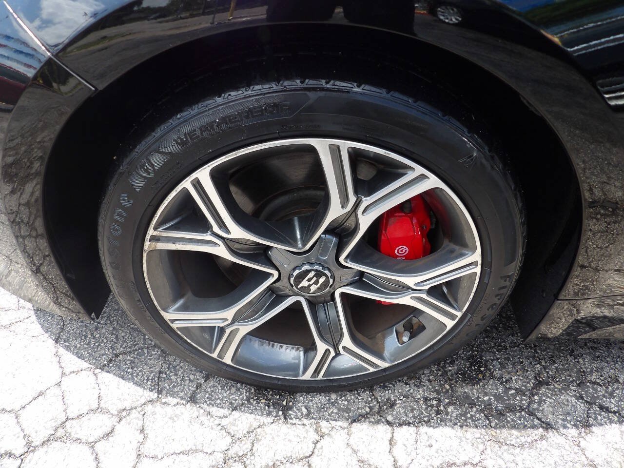 Used 2018 Kia Stinger GT2 AWD/4WD image 5
