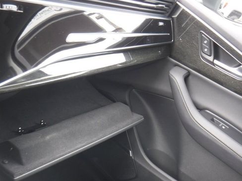 Used 2024 Audi Q7 2.0T Premium Plus image 39