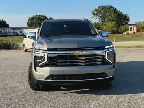 Used 2026 Chevrolet Tahoe Premier w/ Sun And Tow Package AWD/4WD image 3
