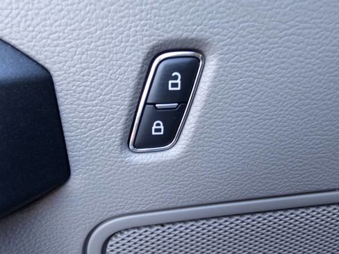 Used 2020 Ford F150 XL w/ Equipment Group 101A Mid image 12