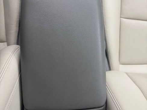 Used 2020 Cadillac XT5 Premium Luxury image 26