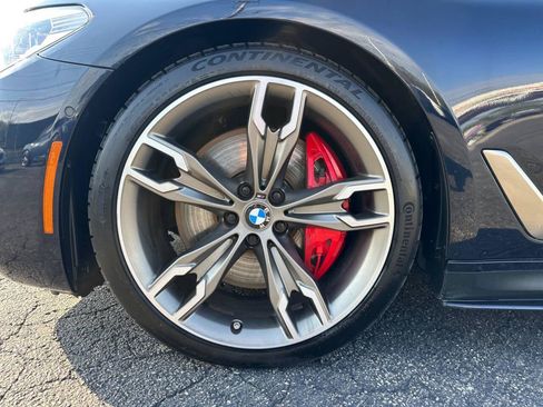 Used 2018 BMW M550i xDrive w/ Dynamic Handling Package AWD/4WD image 11