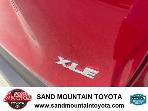 Used 2023 Toyota RAV4 XLE Premium FWD image 8