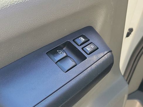 Used 2021 Nissan NV 2500 SV image 21