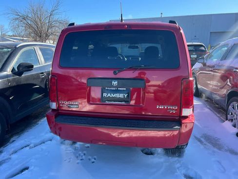 Used 2011 Dodge Nitro Heat image 5