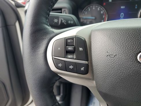 Used 2022 Ford Explorer XLT image 20