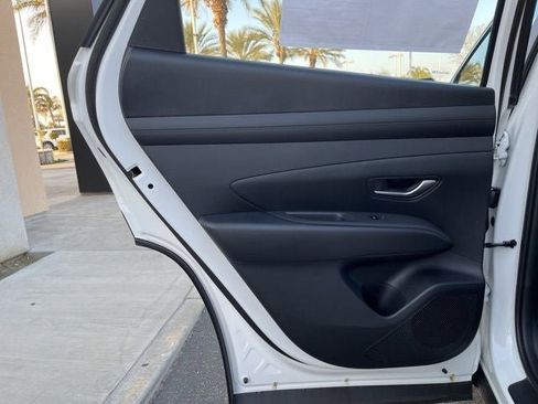 New 2026 Hyundai Tucson SE image 23