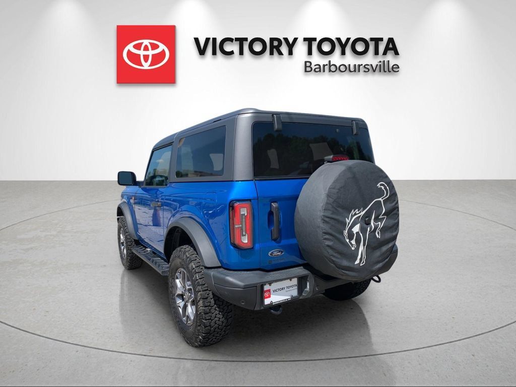 Used 2024 Ford Bronco Badlands AWD/4WD image 3
