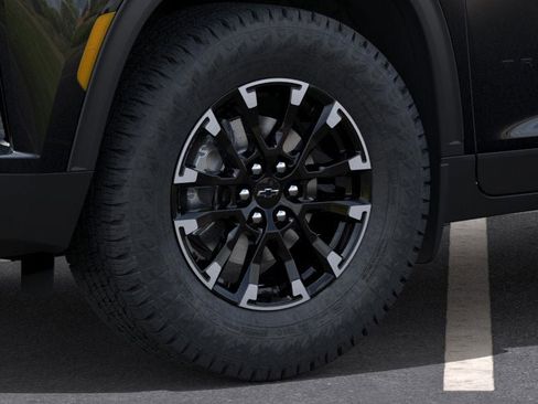 New 2026 Chevrolet Traverse Z71 w/ Driver Confidence Package image 9