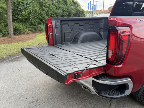 New 2026 GMC Sierra 1500 SLT w/ SLT Premium Plus Package AWD/4WD image 14