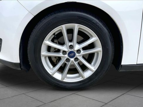 Used 2015 Ford Focus SE image 10