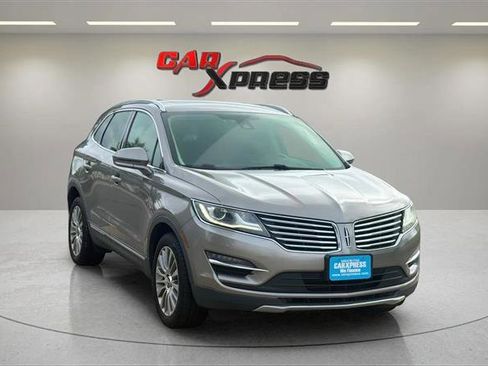Used 2016 Lincoln MKC Reserve w/ Lincoln MKC Climate Package image 5